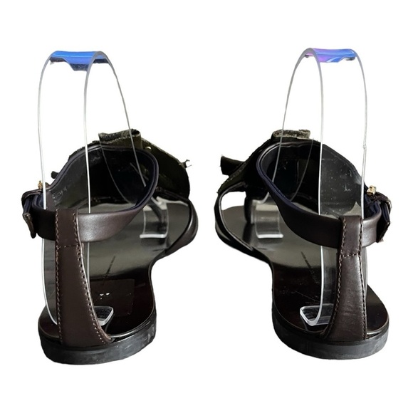 Giuseppe Zanotti Leather Rosette Sandals | Size 10 | Camo Olive Floral Thong - Picture 5 of 10